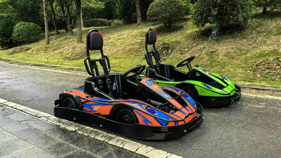 Juventude elétrica de kart
